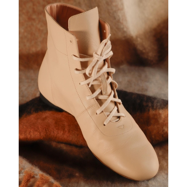 Stivaletto Beige