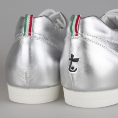 600 Sneakers man white